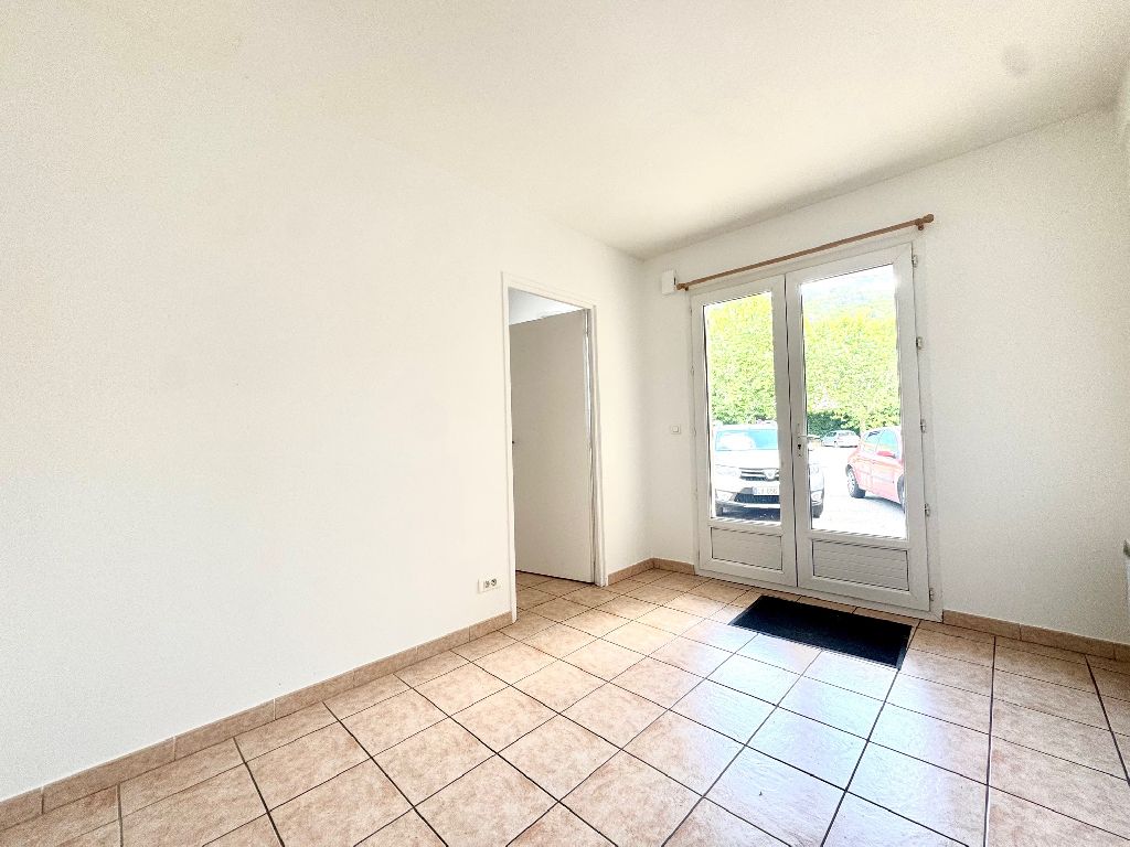 MOLLANS SUR OUVEZE -  APPARTEMENT T2 EN REZ DE CHAUSSEE - image n°1