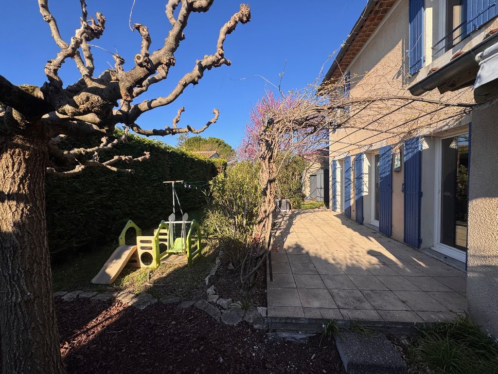 VILLA 3 CHAMBRES AVEC JARDIN A LOUER - VAISON LA ROMAINE