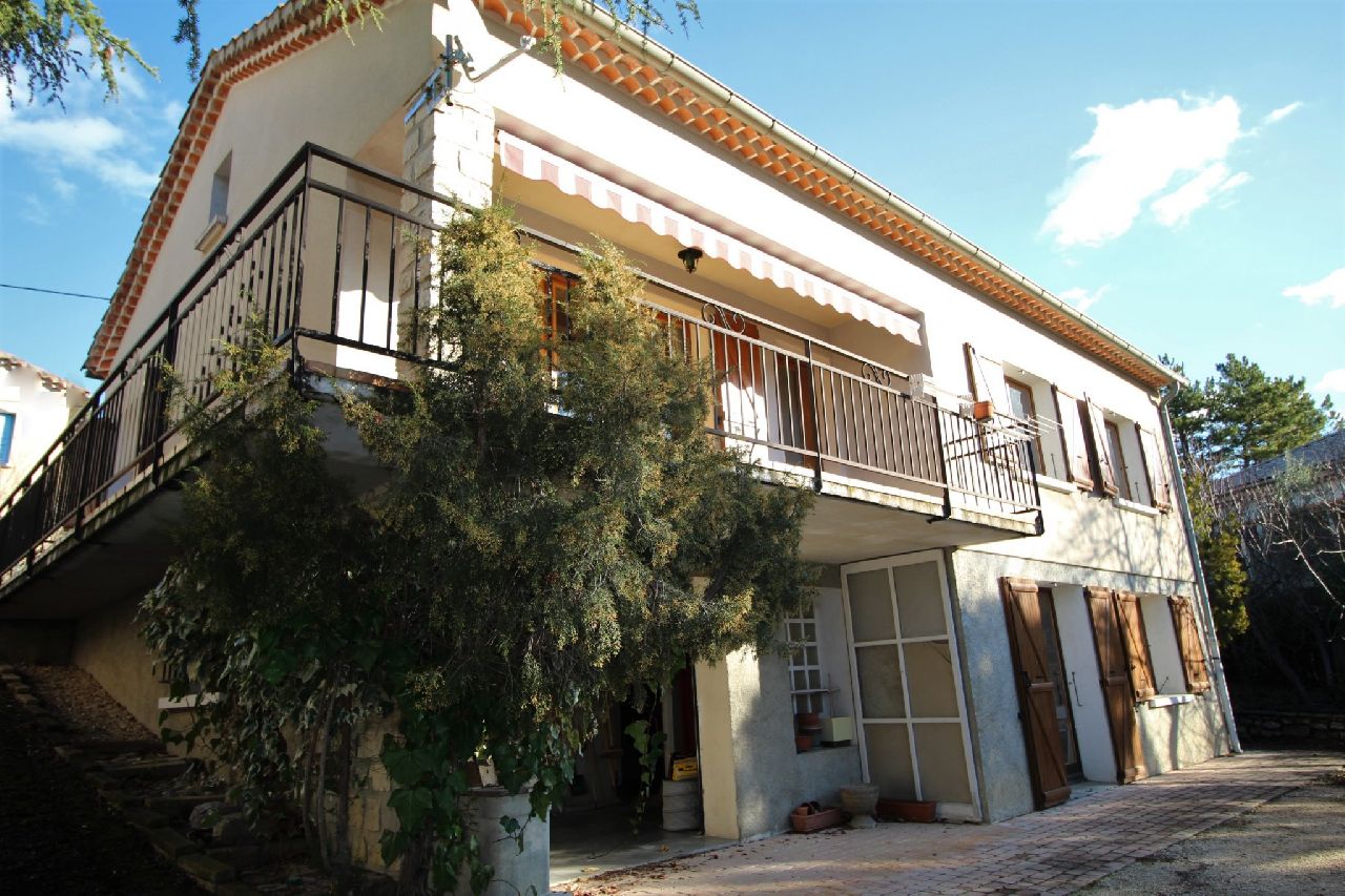 BUIS-LES-BARONNIES - MAISON DE 178 M2 SUR 485 M2 DE TERRAIN