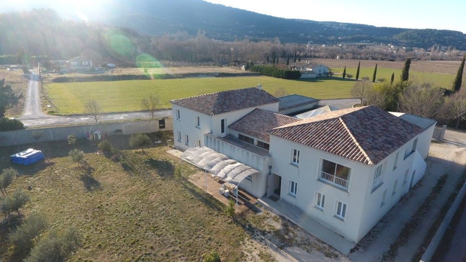 Proche Vaison - Ensemble immobilier a fort potentiel - Vue V - image n°1