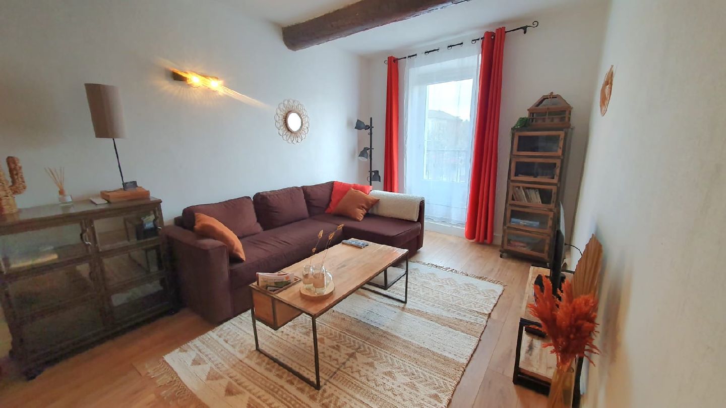VAISON CENTRE - APPARTEMENT RENOVE VENDU MEUBLE - image n°1