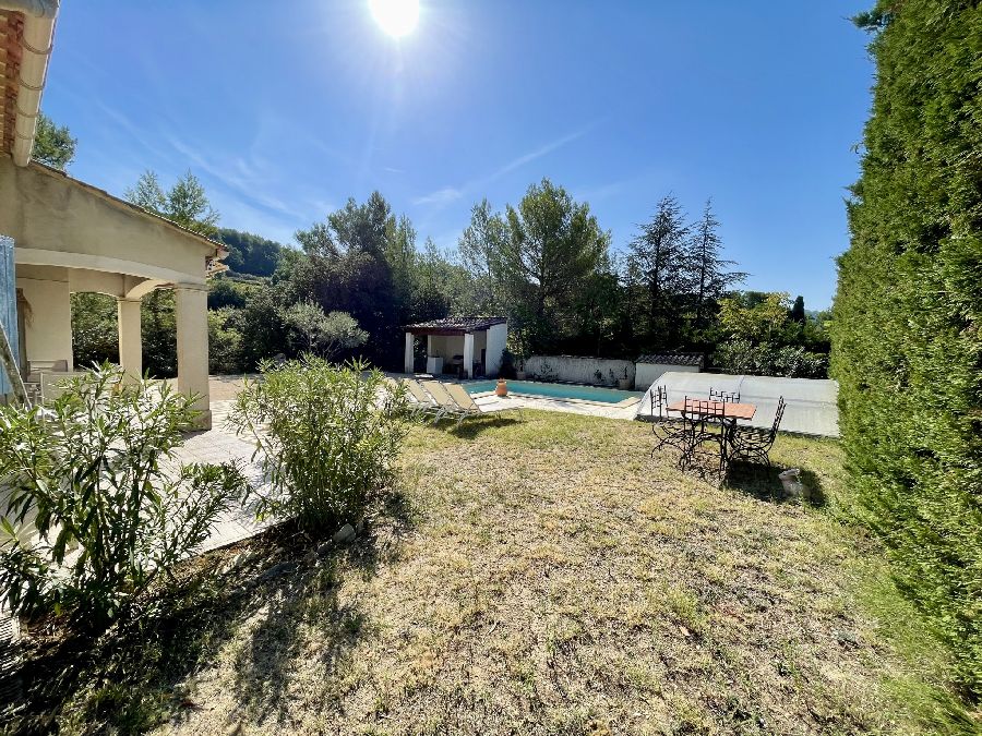 10 MN DE VAISON - MAISON 120 M2 AVEC PISCINE ET TERRAIN DE 1