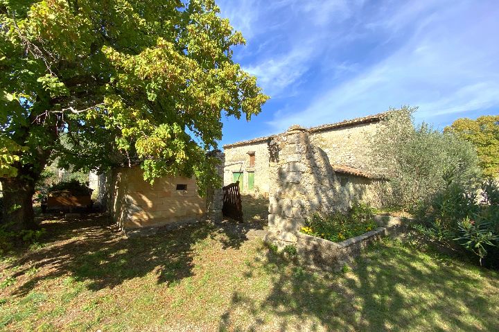 SECTEUR VAISON - FERME EN PIERRE + VILLA ANNEE 50 - image n°1