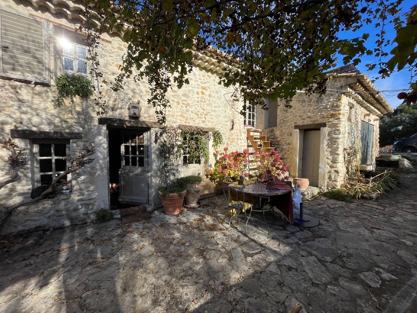 VIAGER - FERME EN PIERRE