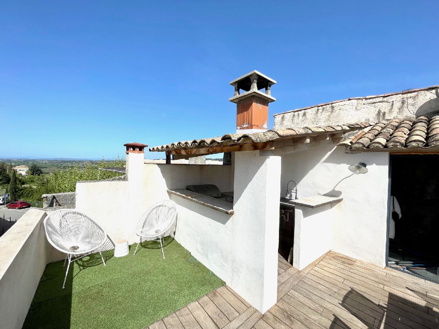 Secteur Vaison - Maison avec terrasse et cuisine d'été