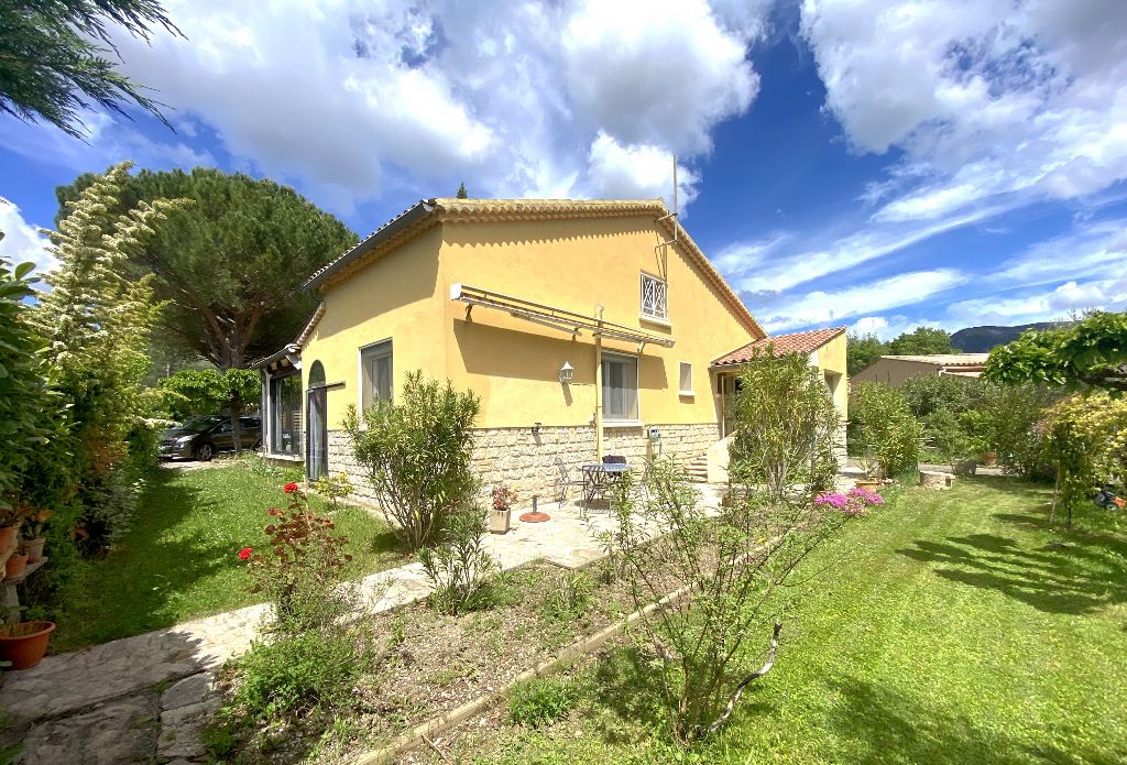 BUIS LES BARONNIES - JOLIE VILLA AVEC TERRAIN DE 1970M2