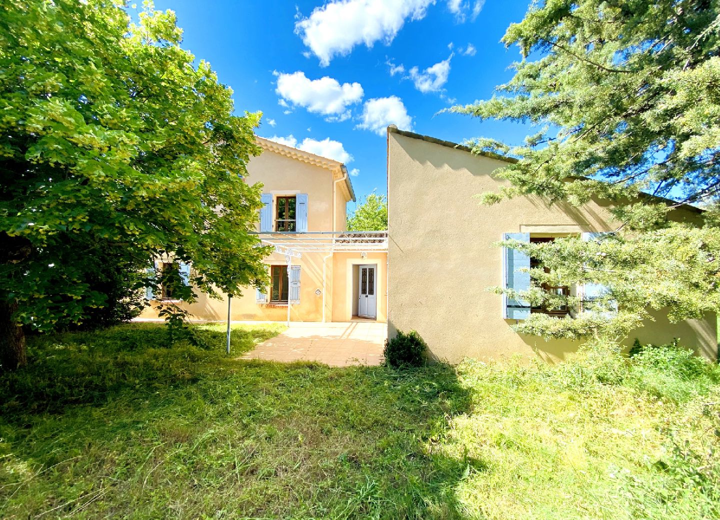 5MN DE BUIS LES BARONNIES - CHARMANTE MAISON AVEC JARDIN