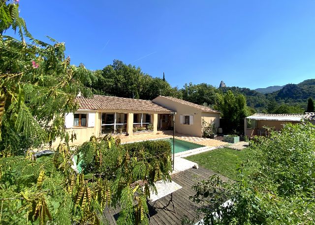 BUIS LES BARONNIES - BELLE VILLA DE 160M2 AVEC PISCINE CHAUF - image n°1