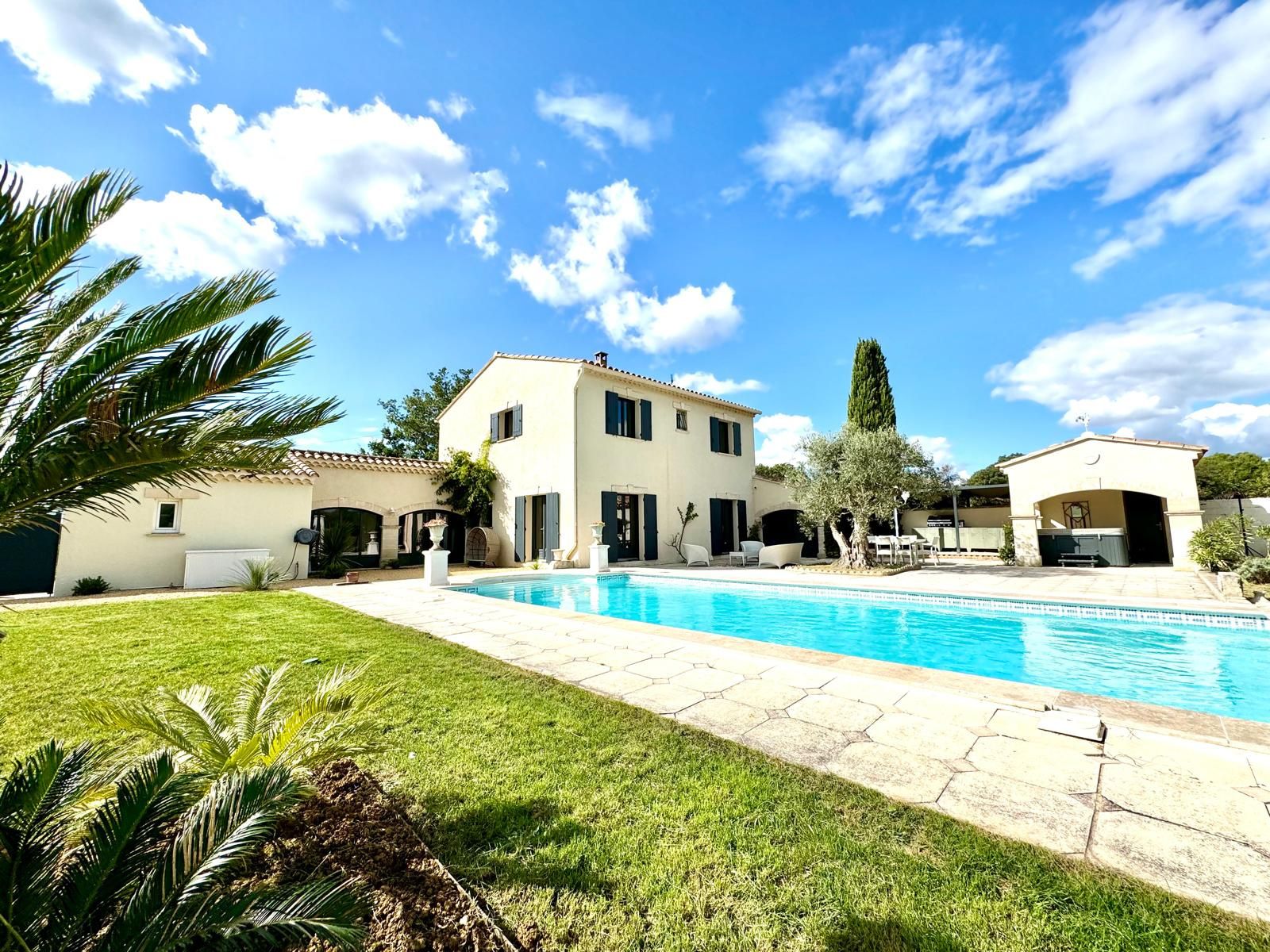 VAISON PROCHE CENTRE - Villa avec vue dominante