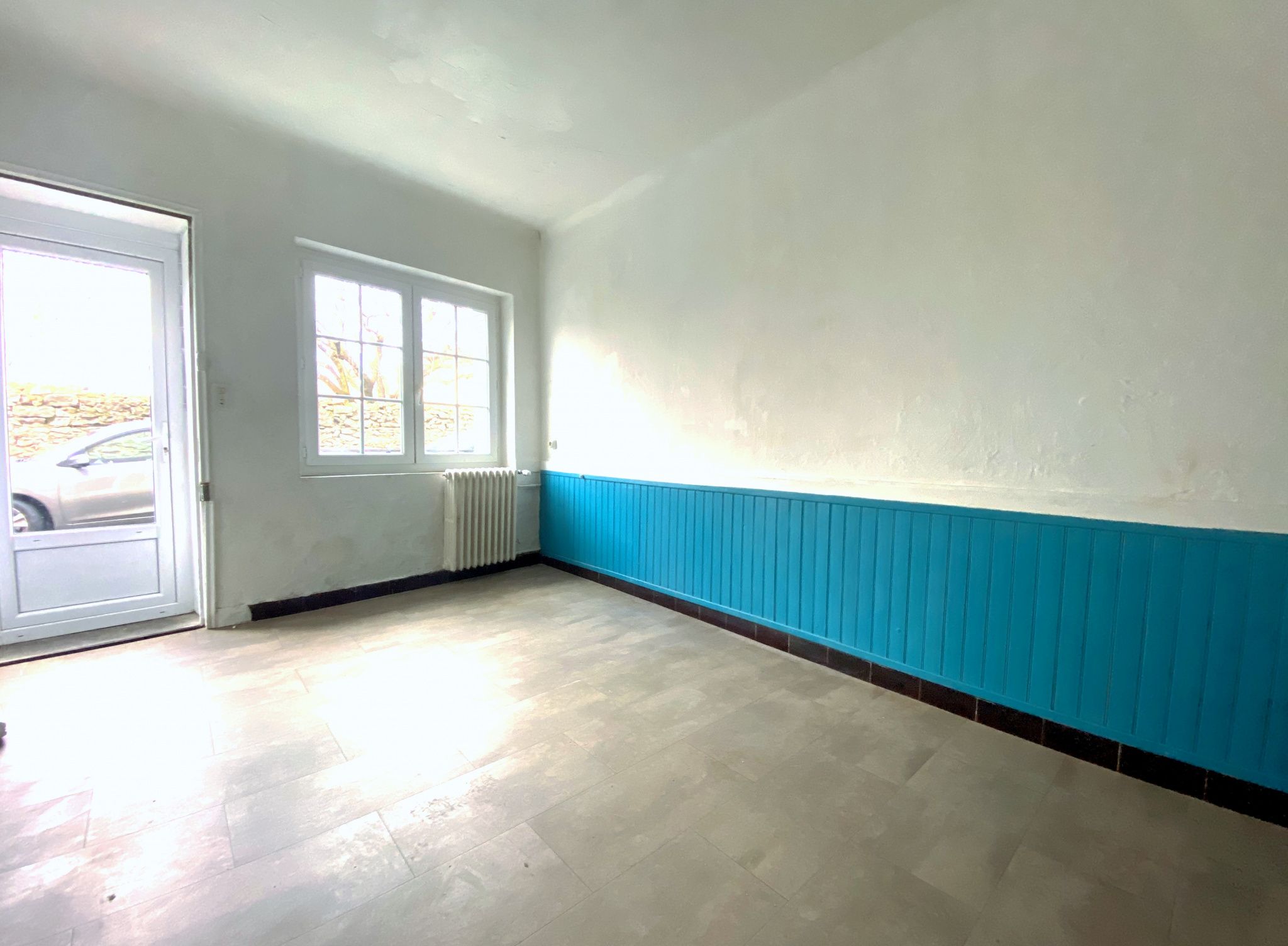 MALAUCENE CENTRE - MAISON DE VILLAGE 215M2 AVEC GARAGE
