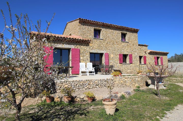 À 15 MIN DE VAISON - MAISON EN PIERRE AU CALME - image n°1