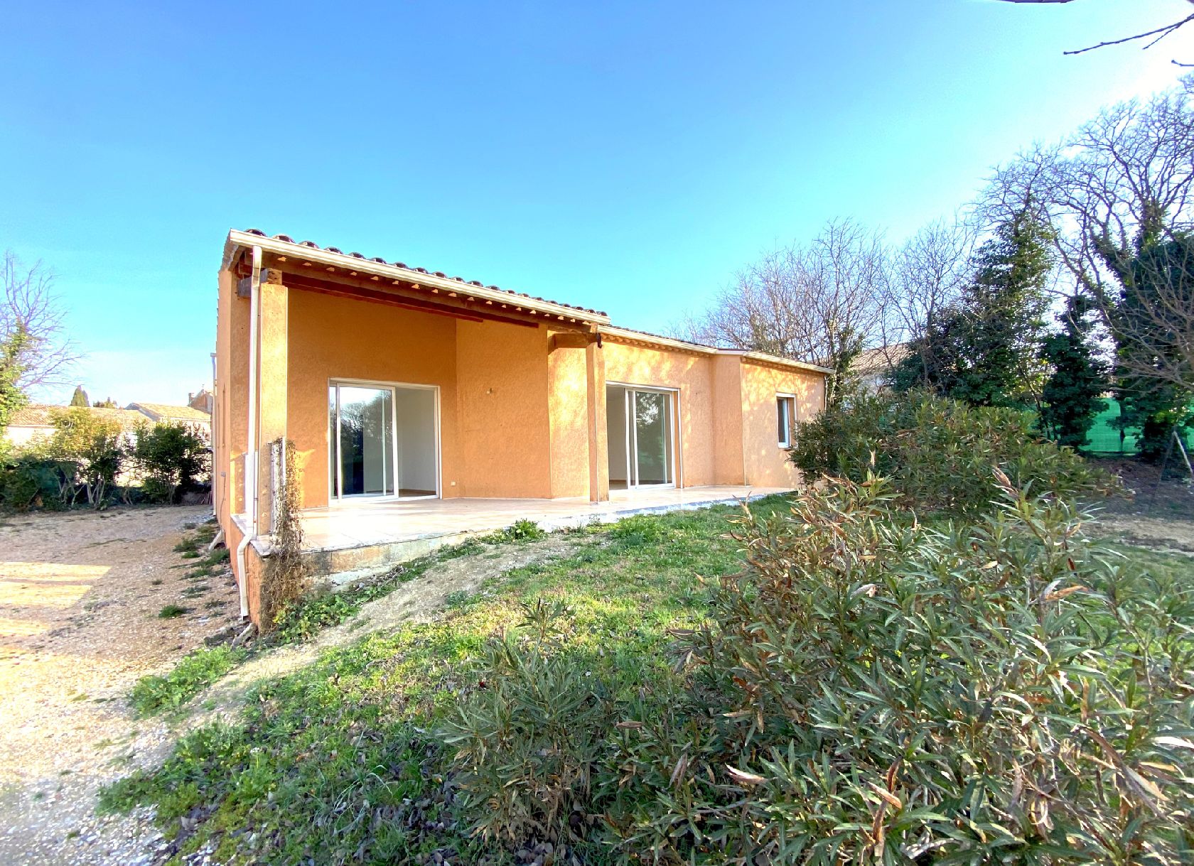 A 15MN DE VAISON - JOLIE VILLA DE PLAIN-PEID AVEC GARAGE