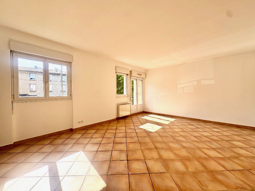 VAISON CENTRE - APPARTEMENT T2 AVEC ASCENSEUR, CAVE, BALCON - image n°1