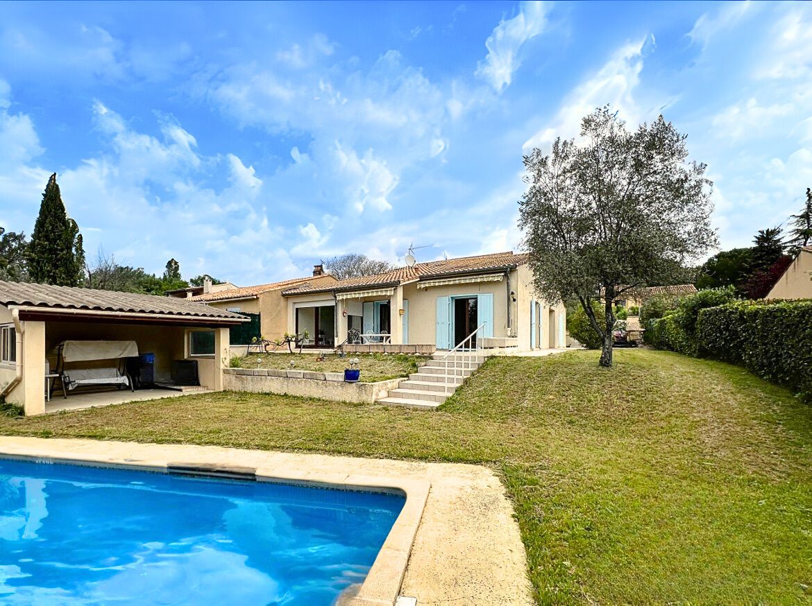 VAISON PROCHE CENTRE - MAISON AVEC PISCINE ET GARAGE