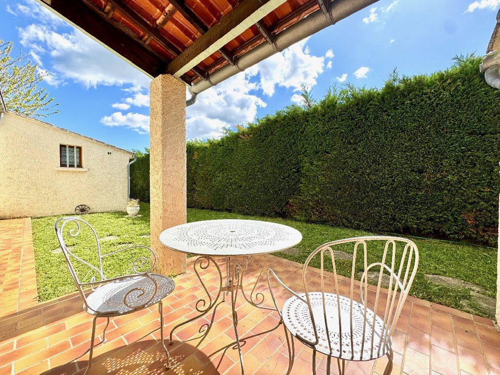 VAISON PROCHE CENTRE - VILLA PLAIN PIED AU CALME