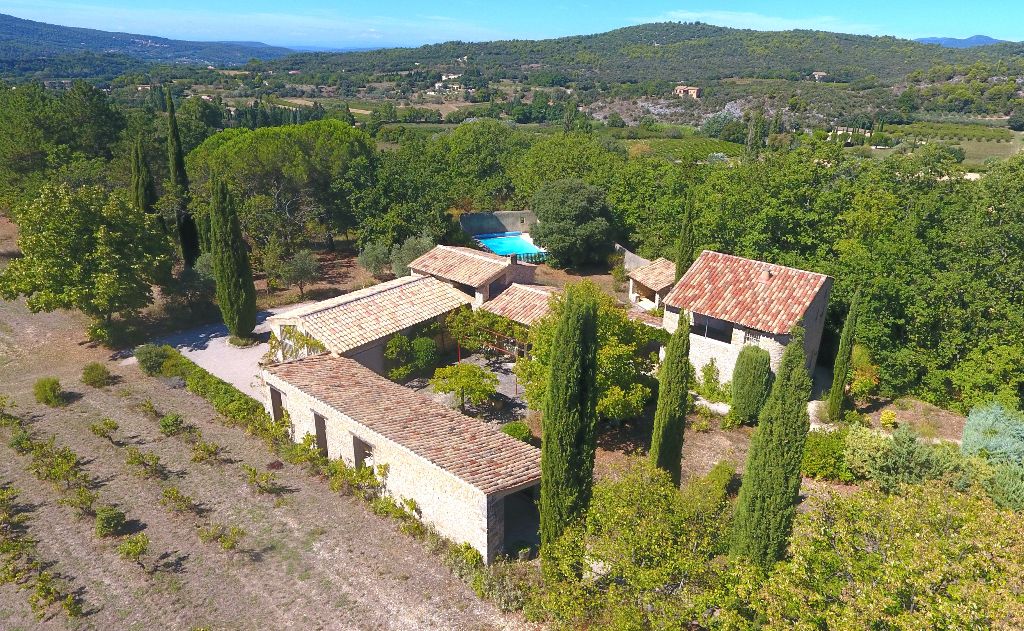PROCHE MALAUCENE - BELLE DEMEURE EN PIERRE AVEC PISCINE
