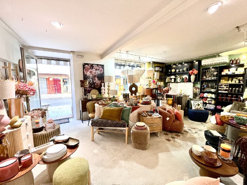 VAISON CENTRE - FOND DE COMMERCE 70 m2 - image n°1