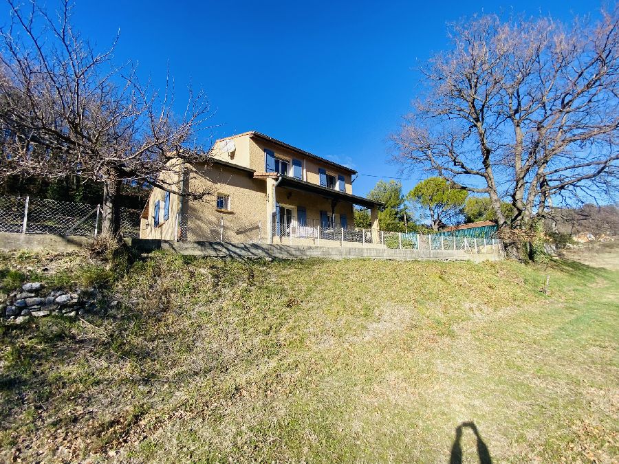 15MN DE VAISON - BELLE VILLA AVEC VUE ET GARAGE