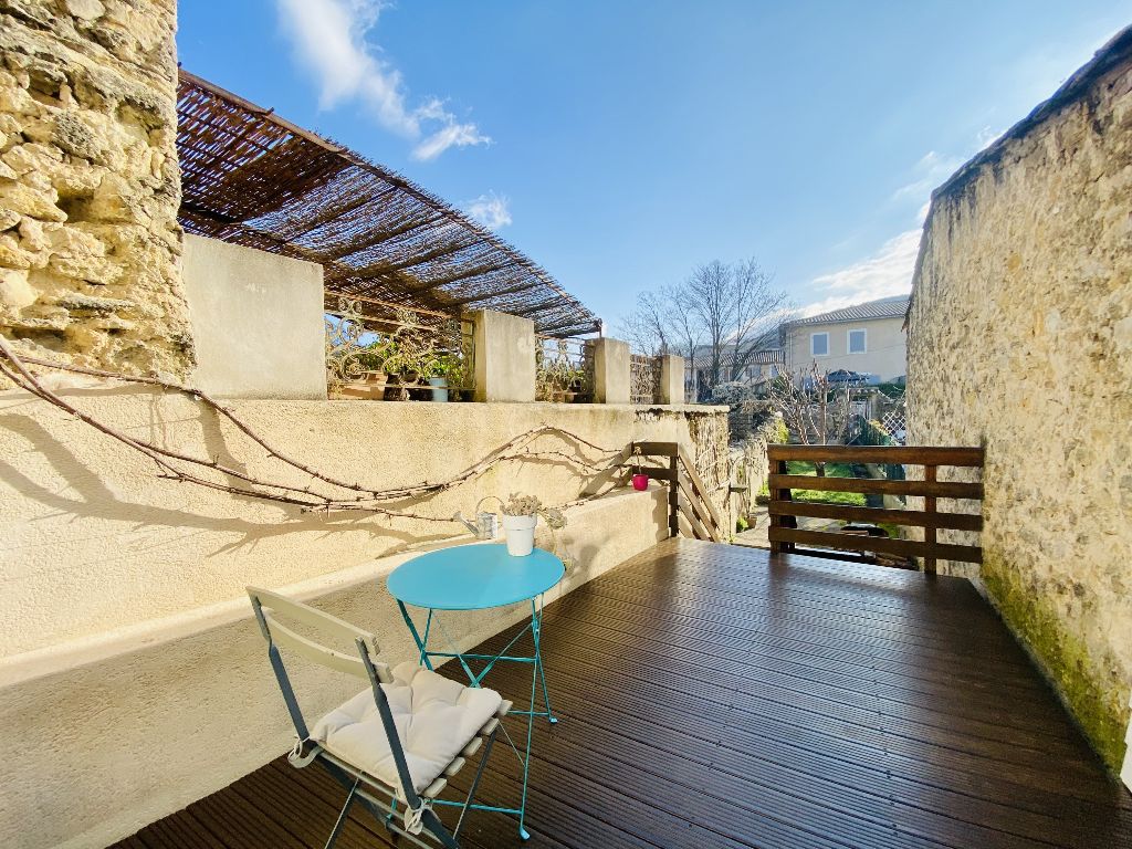 MALAUCENE CENTRE-VILLE - MAISON DE VILLAGE AVEC JARDIN