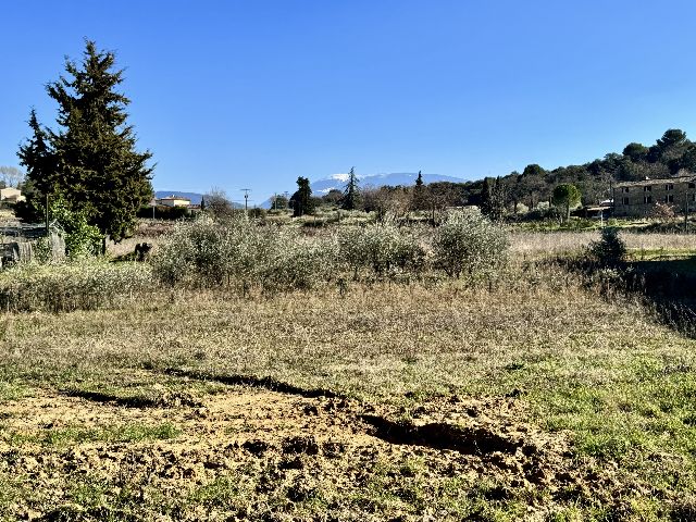VAISON PROCHE - TERRAIN A BATIR 946M2 - image n°1