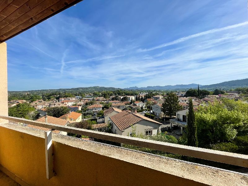 VAISON LA ROMAINE - DUPLEX AVEC TERRASSE ET VUE - image n°1