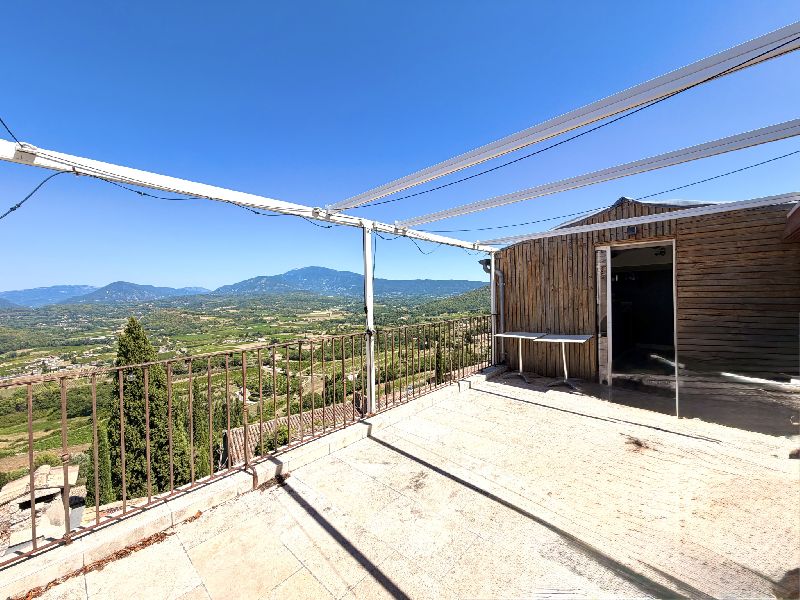 5MN DE VAISON - BEAU LOCAL AVEC TERRASSE ET VUE - image n°1