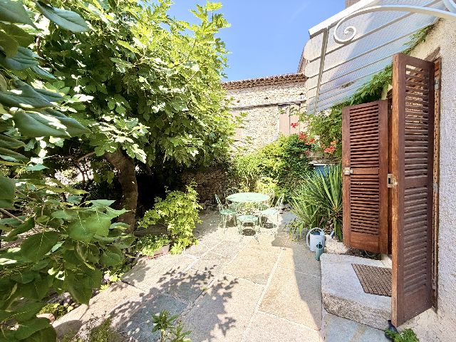 10MN DE MALAUCENE - BELLE MAISON AVEC JARDIN - image n°1