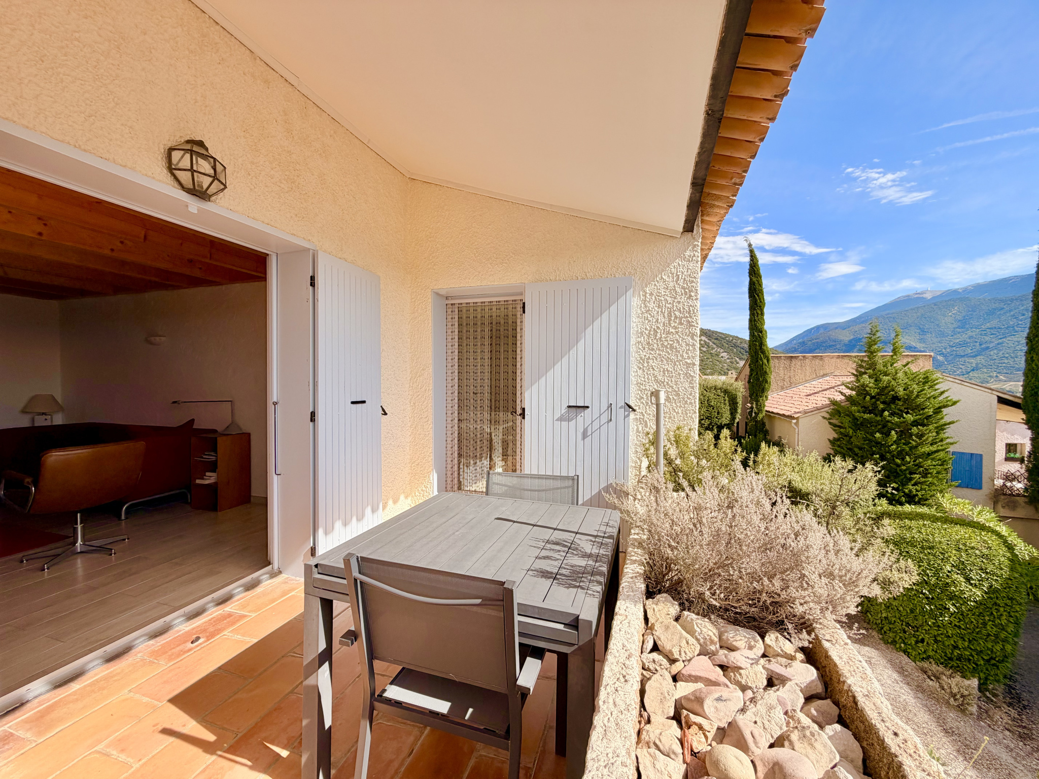 MOLLANS SUR OUVEZE - JOLI BASTIDON 94M2 TERRASSE AVEC VUE - image n°1